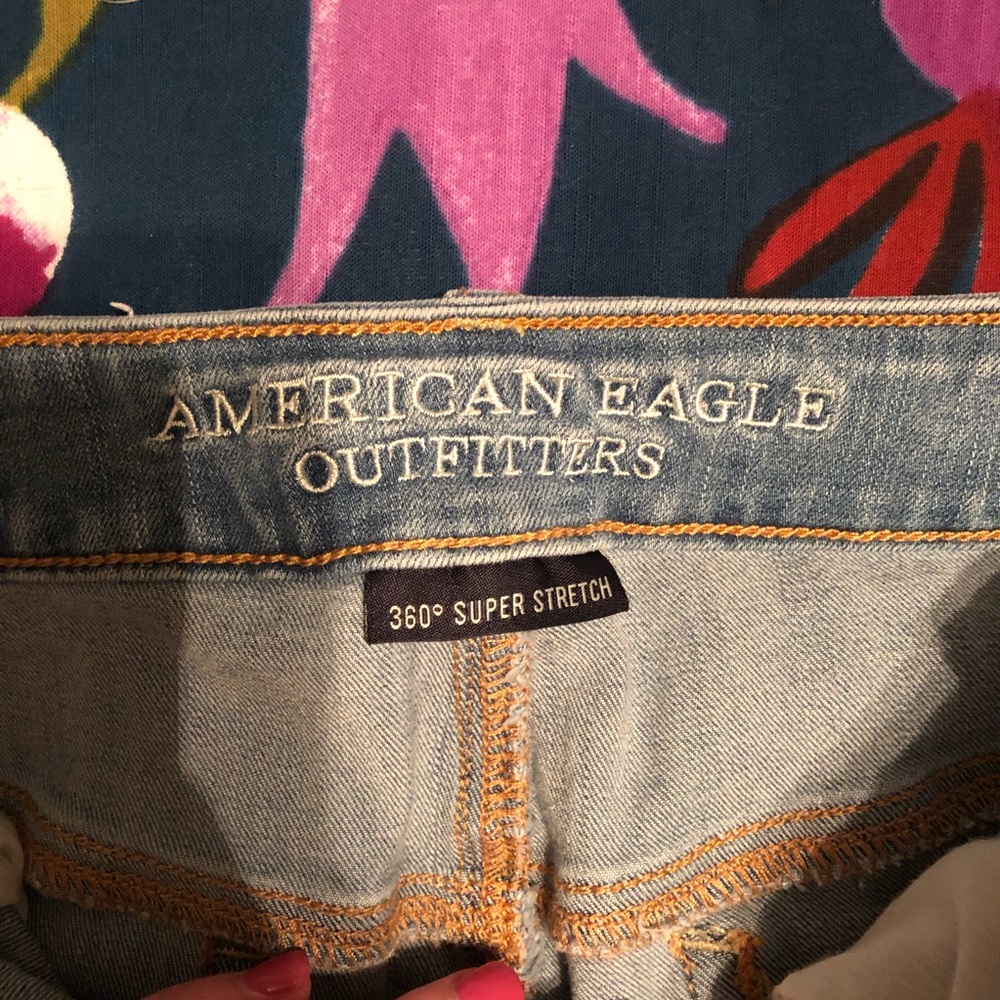 AE High Rise Shortie - Picture 4 of 7